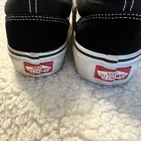 Kids suede Vans, size 3 - Picture 3 of 3